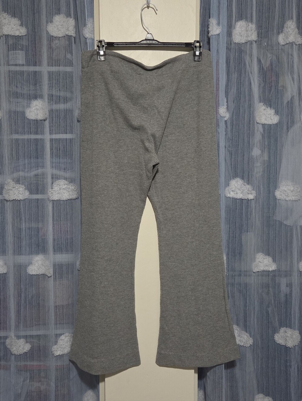 Colsie Ribbed Crossover Waist Flared Pants - Picture 5 of 7